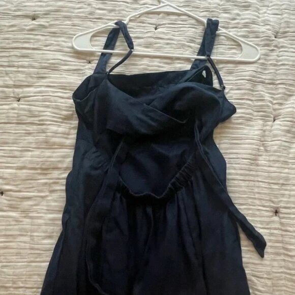 Abercrombie Premium Linen Bow Back Maxi Dress - Picture 7 of 7